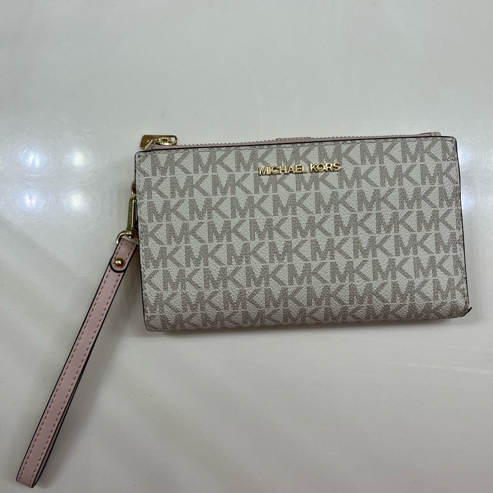 Michael Kors Pink & Cream large jet set travel double zipper wristlet